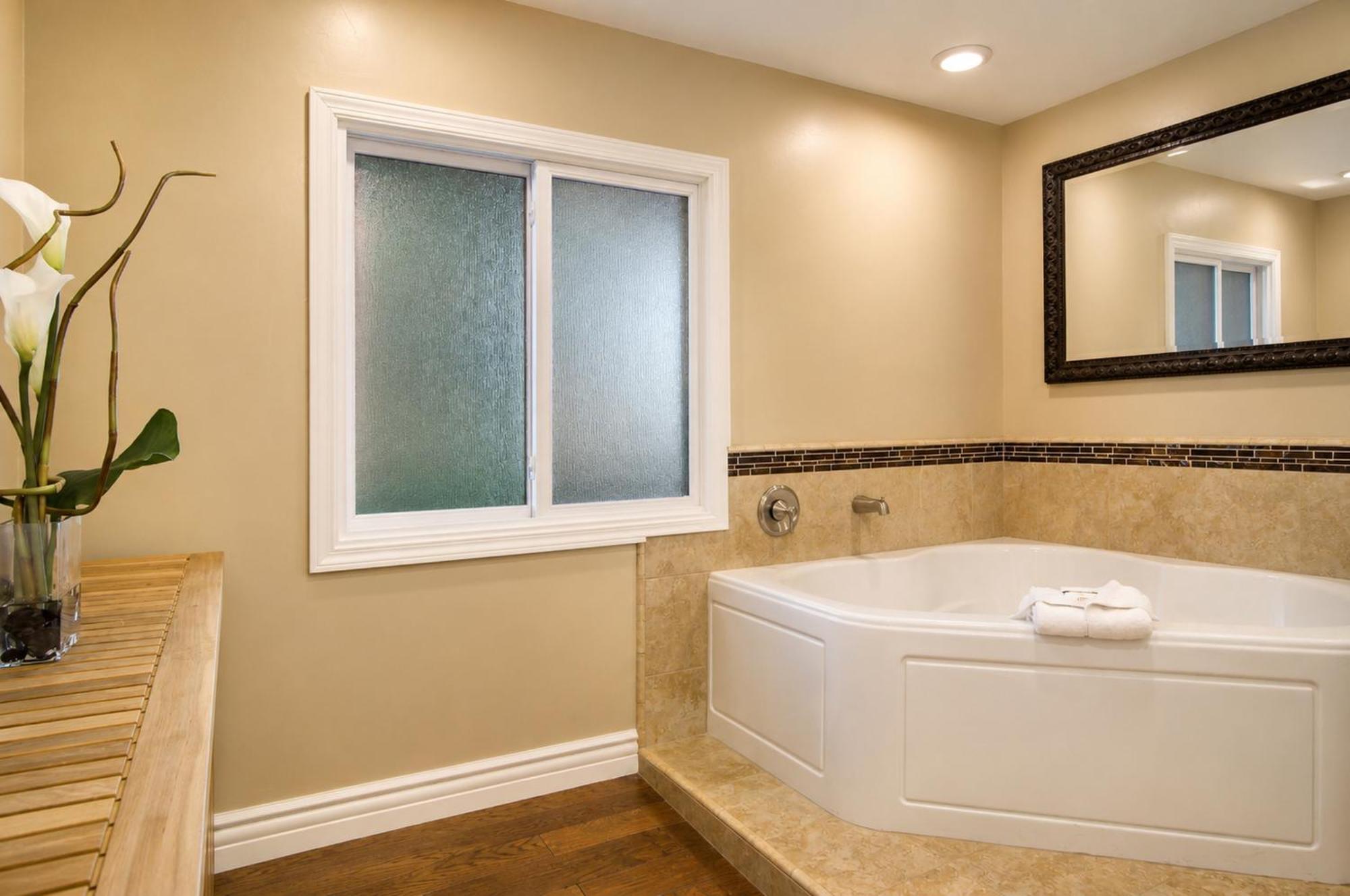 Suite Deluxe avec Baignoire Spa
