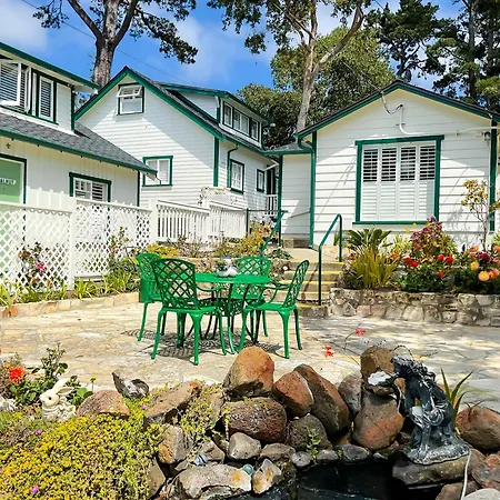 Carmel Green Lantern Inn-2